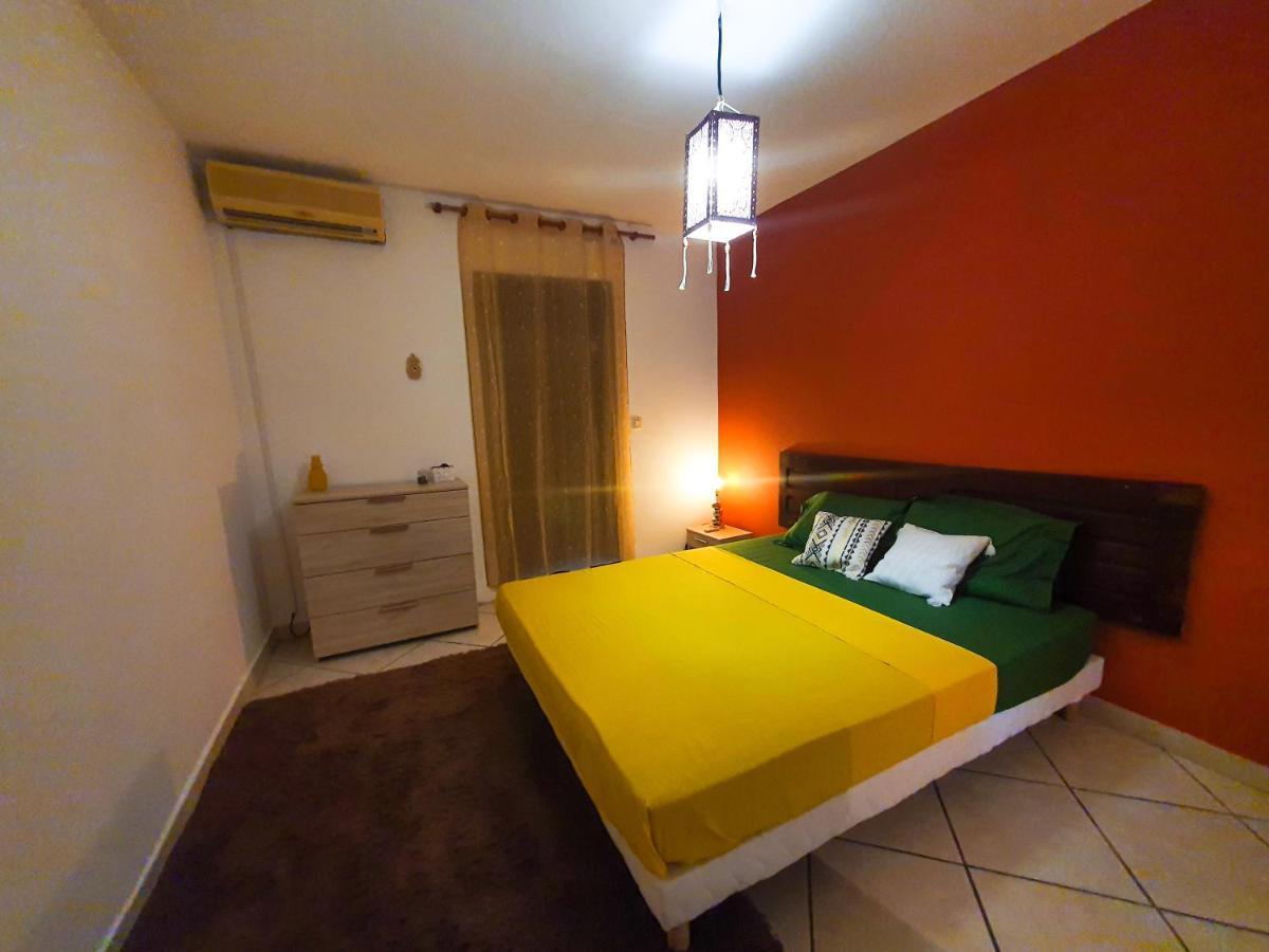 L'Auberge De L'Ile : Chambres D'Hotes Dzaoudzi Ngoại thất bức ảnh